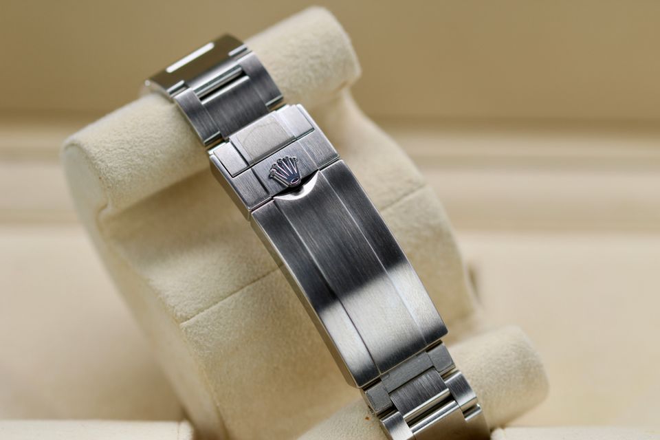 Rolex Submariner 116610 LN Image 4